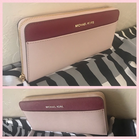 ✨MICHAEL KORS✨Authentic Saffiano Zip Around Wallet - Picture 2 of 8